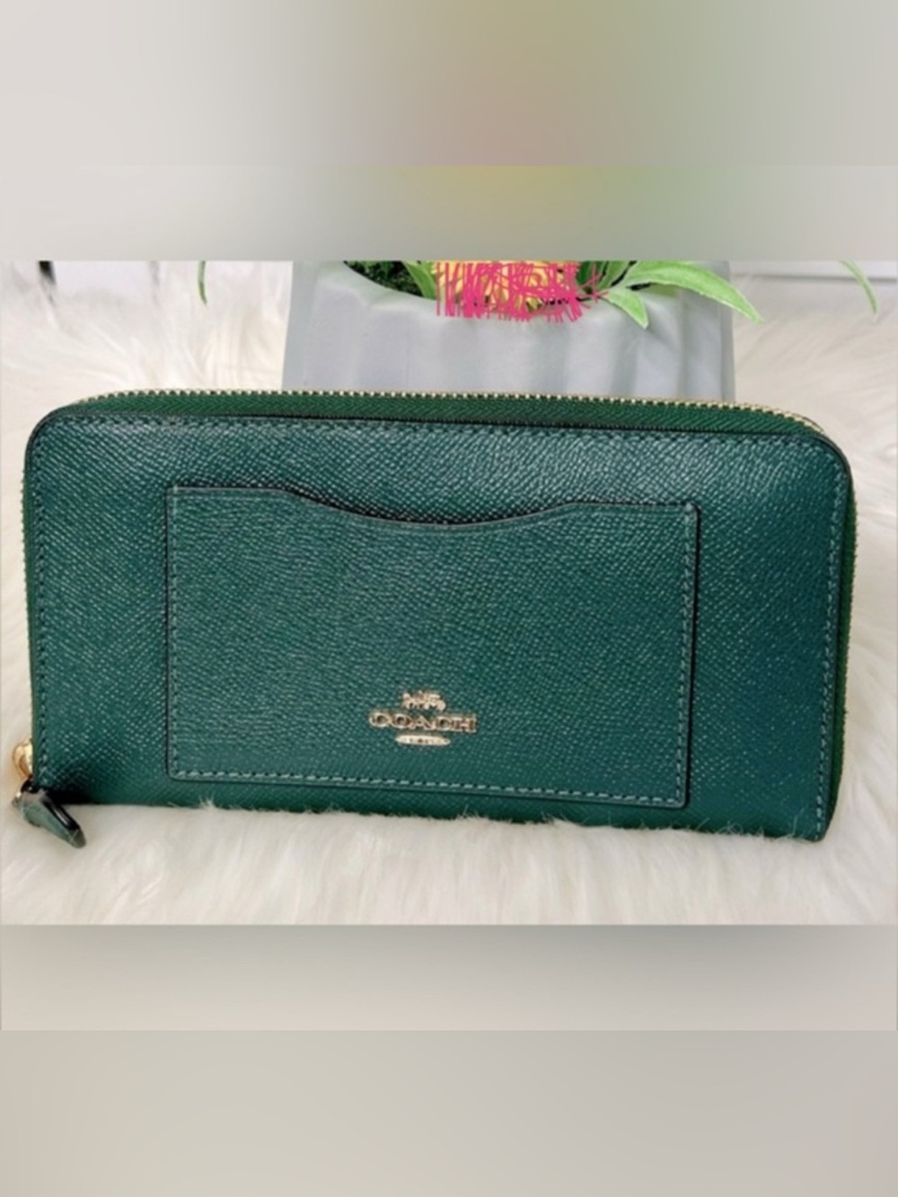 Coach Crossgrain Green Leather Accordion Zip Around Wallet